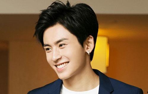 张哲瀚龚俊最新爆料,揭秘娱乐圈幕后真相  第3张